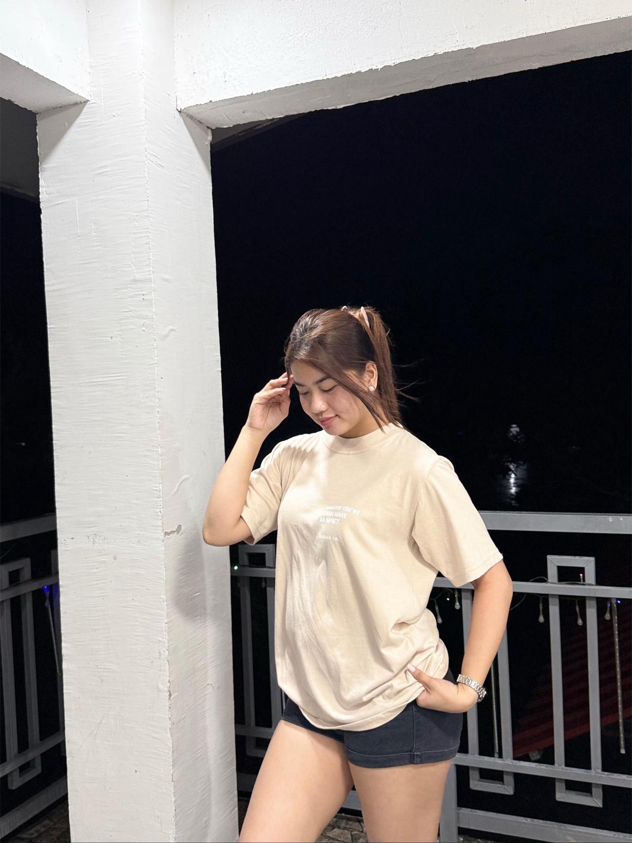 拍照姿势美女清纯女神摄影原创视频