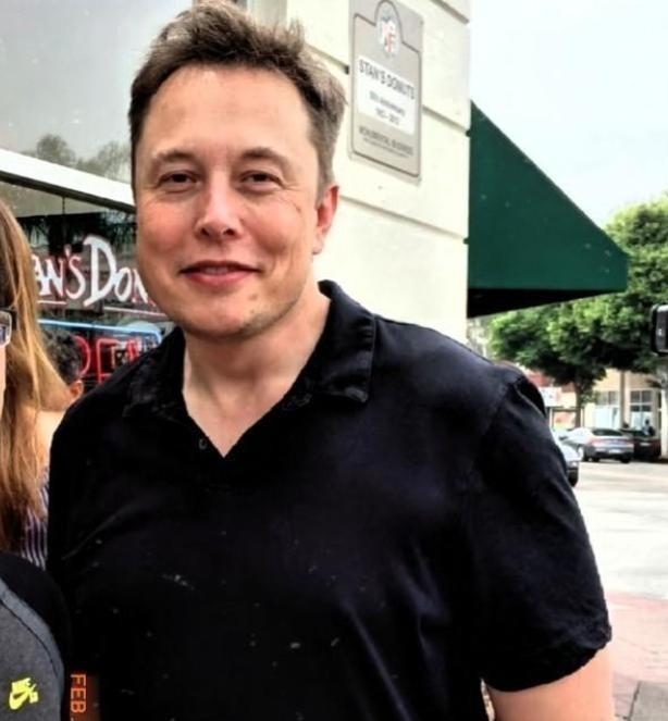 为什么俄罗斯不怕芯片制裁？很多人一直没搞明白一件事：俄罗斯被西方制裁了这么多