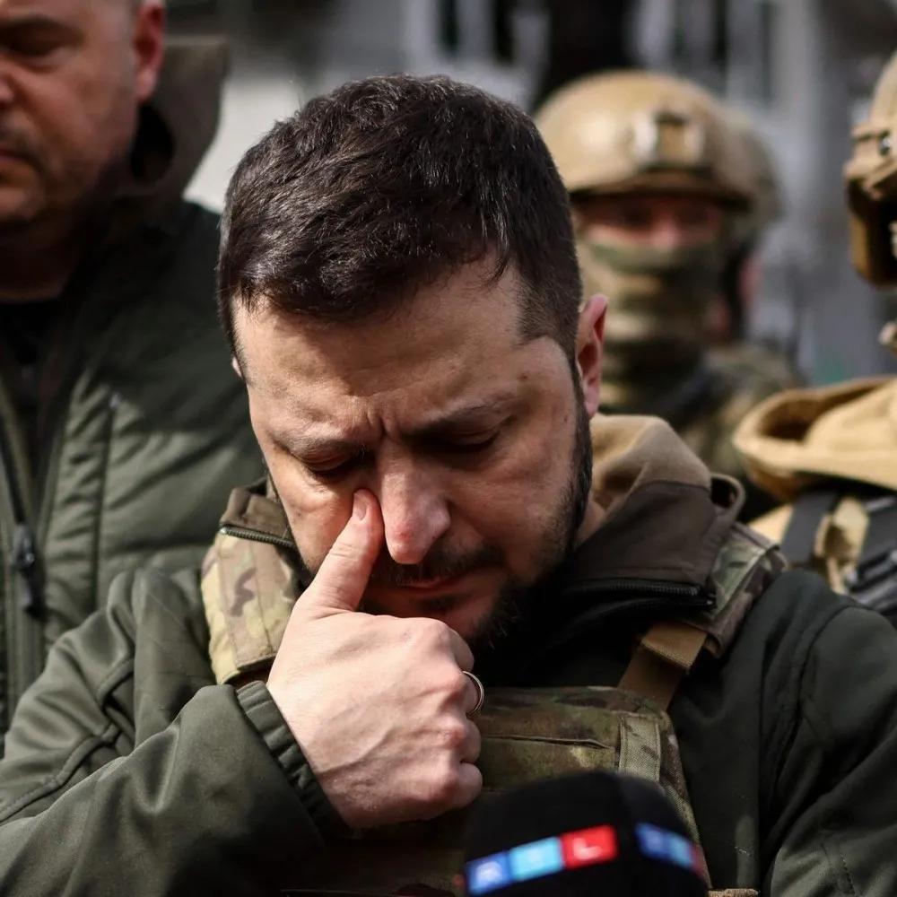 泽连斯基再次悲情呼吁盟友：我们急需防空武器2月8日，泽连斯基在Telegra