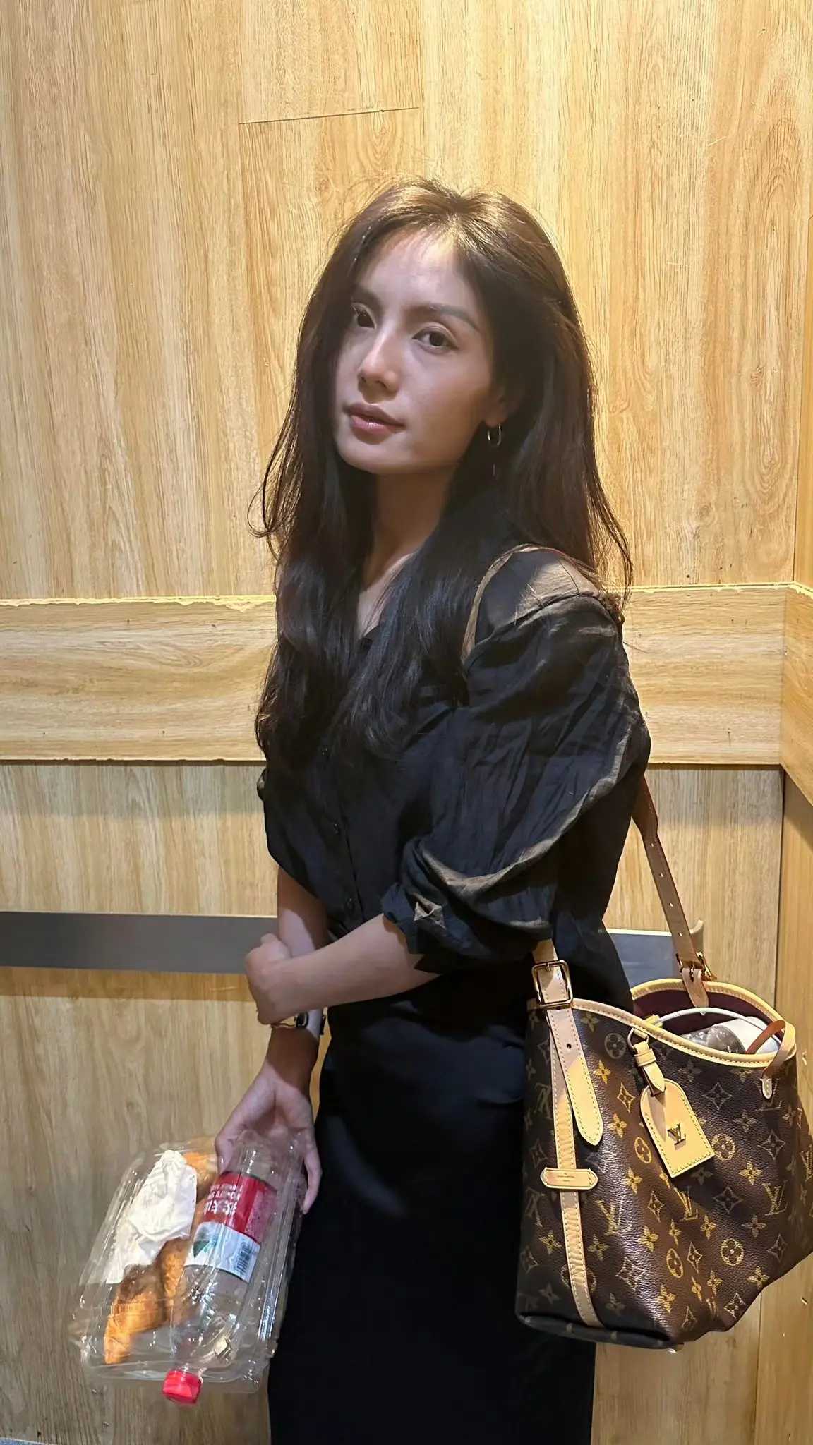 56岁阿姨还会有人喜欢吗？