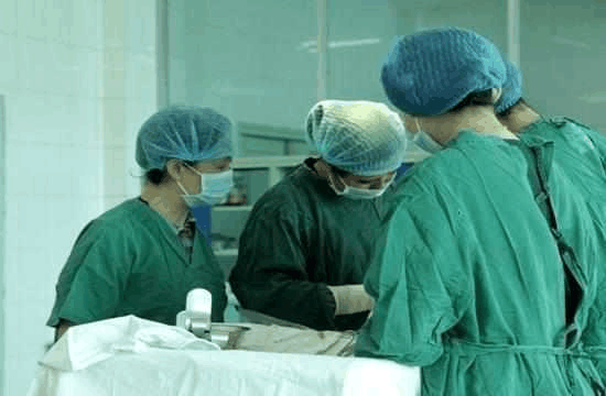 流产5次, 六次怀孕医生劝其打掉, 孕妈坚持产下宝宝