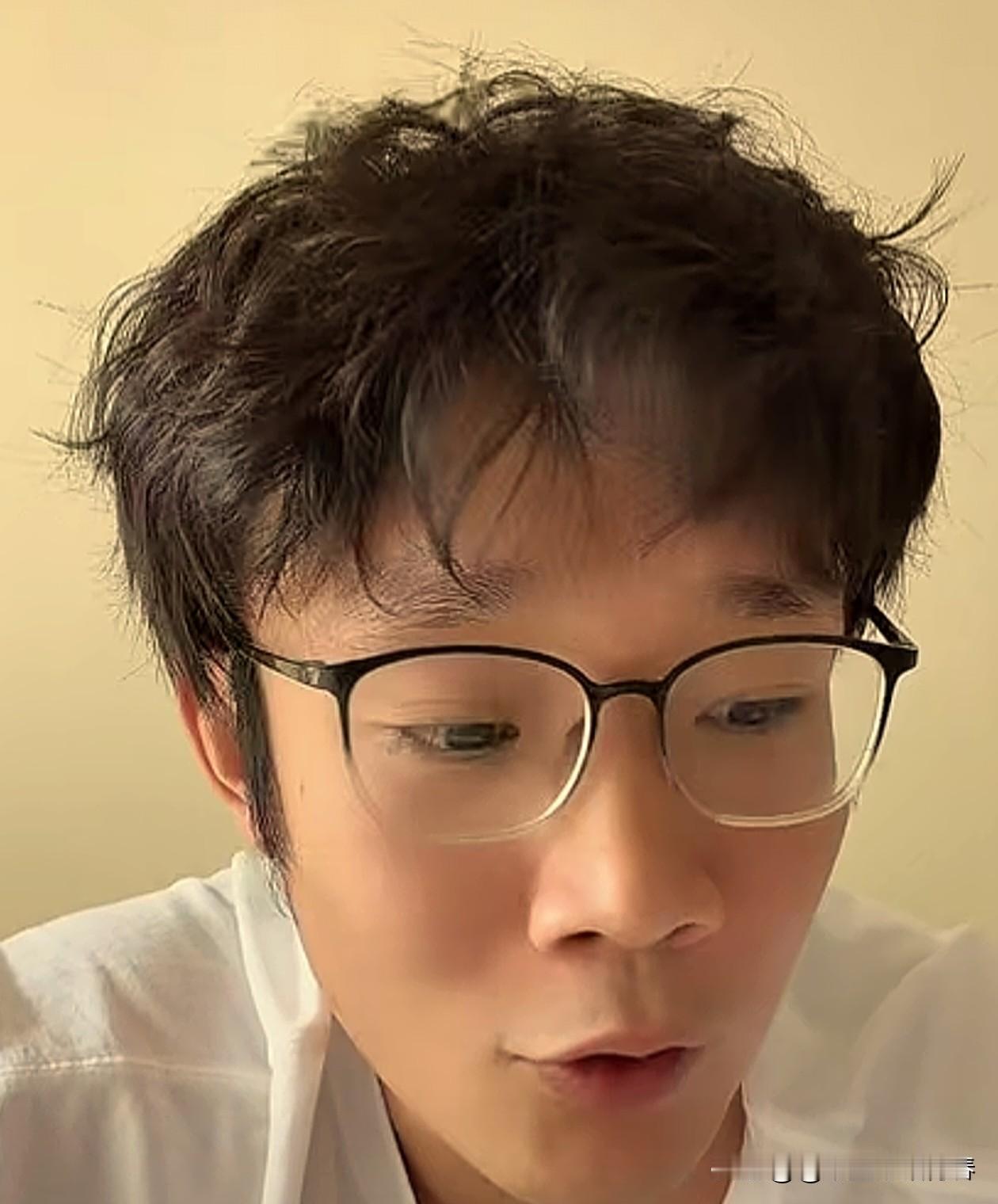 满是尊重！丁彦雨航谈朱芳雨:“毫无疑问，朱哥是一个很好的老大哥。“我们亦