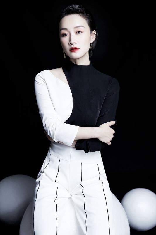 赵子琪直接硬刚乘风2026！放话要爆全部内幕最近《乘风2026》话题一直没停