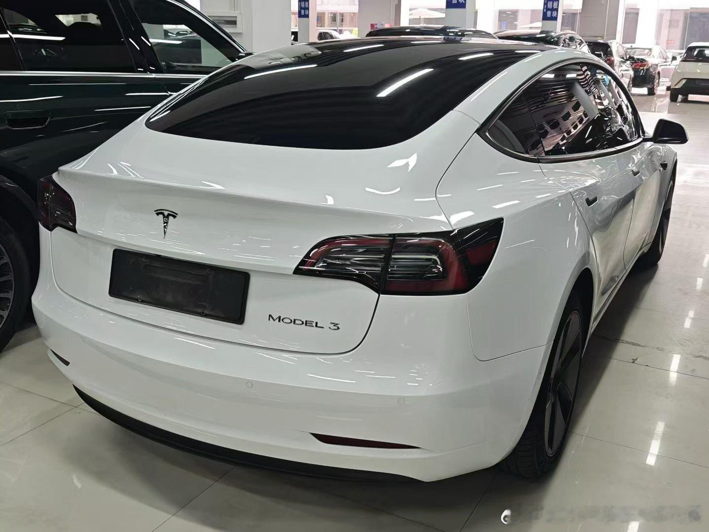 特斯拉model3上牌2022年11月行驶6万公里一手车售价12.x万
