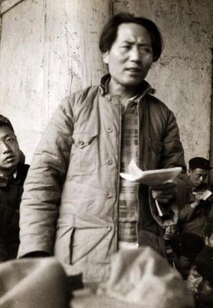 别再神化“韬光养晦”！这不属于毛主席的战略体系，毛主席的智慧，根本不是忍出来的。