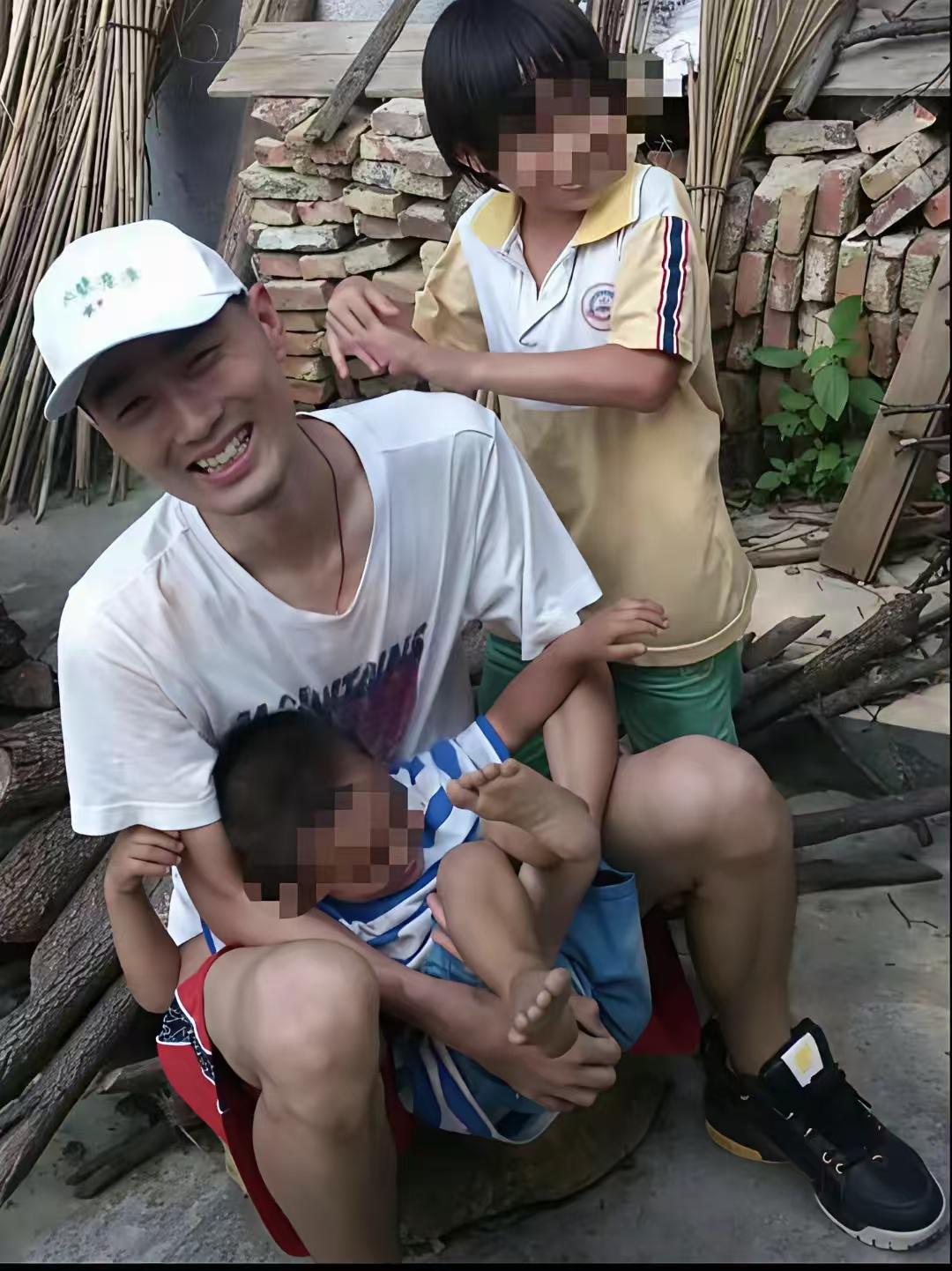 律师不愿意接高广辉的案子。工作时间和工作地点，在工伤认定中这两个是硬性指标，缺一