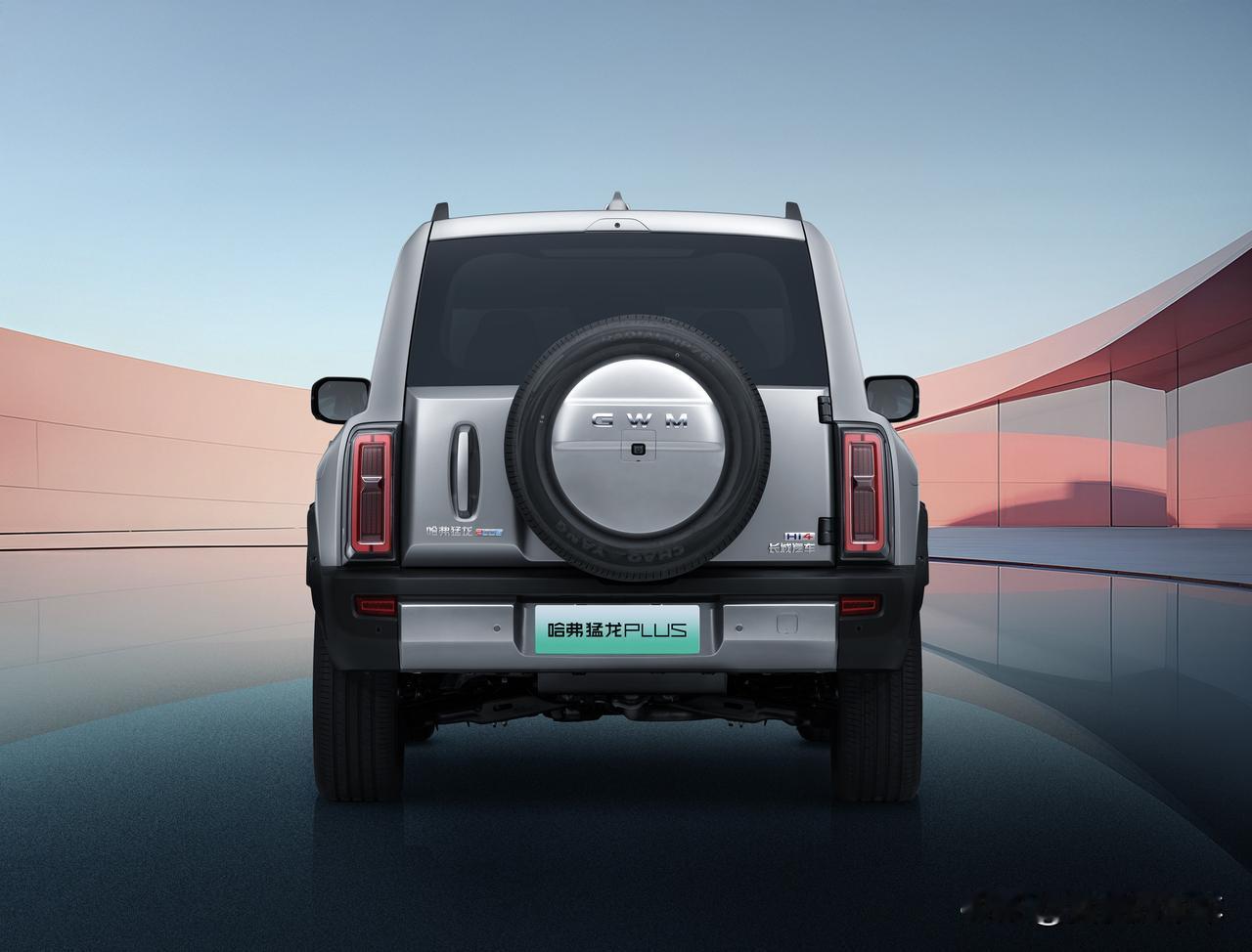 2月8日，哈弗猛龙家族再添猛将，猛龙PLUS官图一发布就炸了圈！这款兼顾家用与越