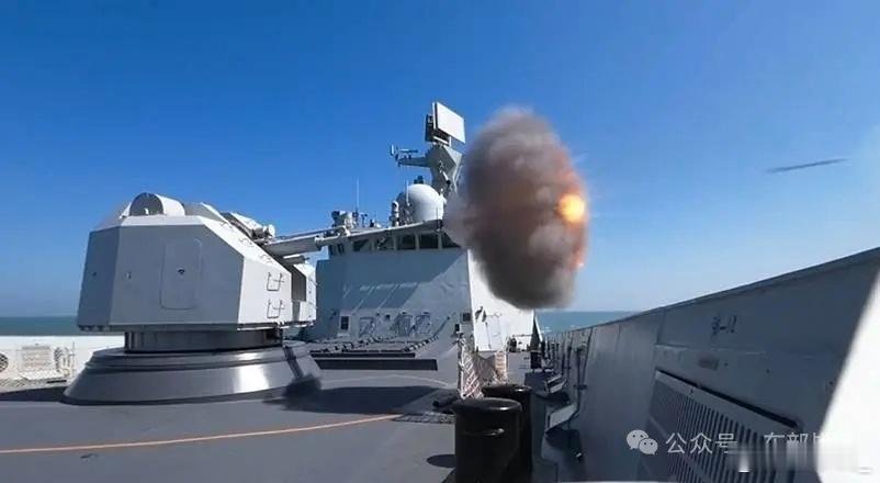 054A改进型实射76主炮：76口径是小了点，俄军22350五千吨，扛个130炮