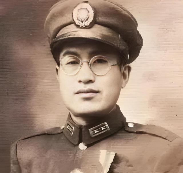 1974年11月17日，台湾“陆军总司令”黄杰走进一个小破屋，床上有一具尸体