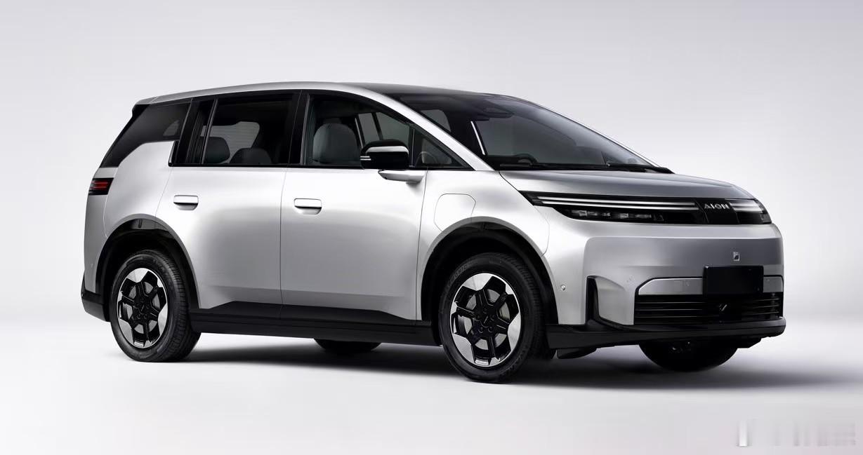 埃安申报全新纯电动多用途车N60，造型介于SUV与MPV之间，车长4615mm，