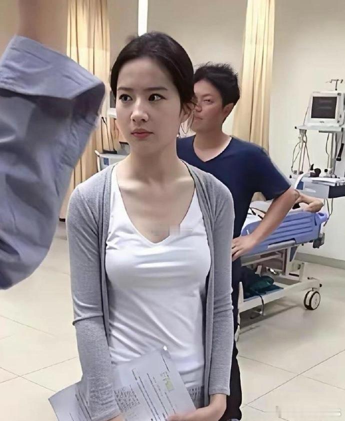 内娱果然得﻿﻿看生‏⁠图…⁠…⁠