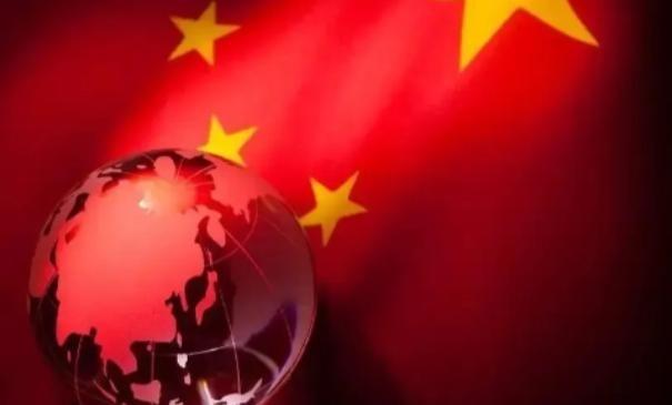 真是太反常，美国，法国，日本等西方国家惊奇发现，中国已经成为了全球的焦点，中国制