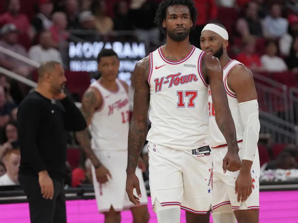 乌度卡透露，伊森已接近回归：“伊森腹部斜肌的伤已经痊愈了，恢复得很不错，但在恢复