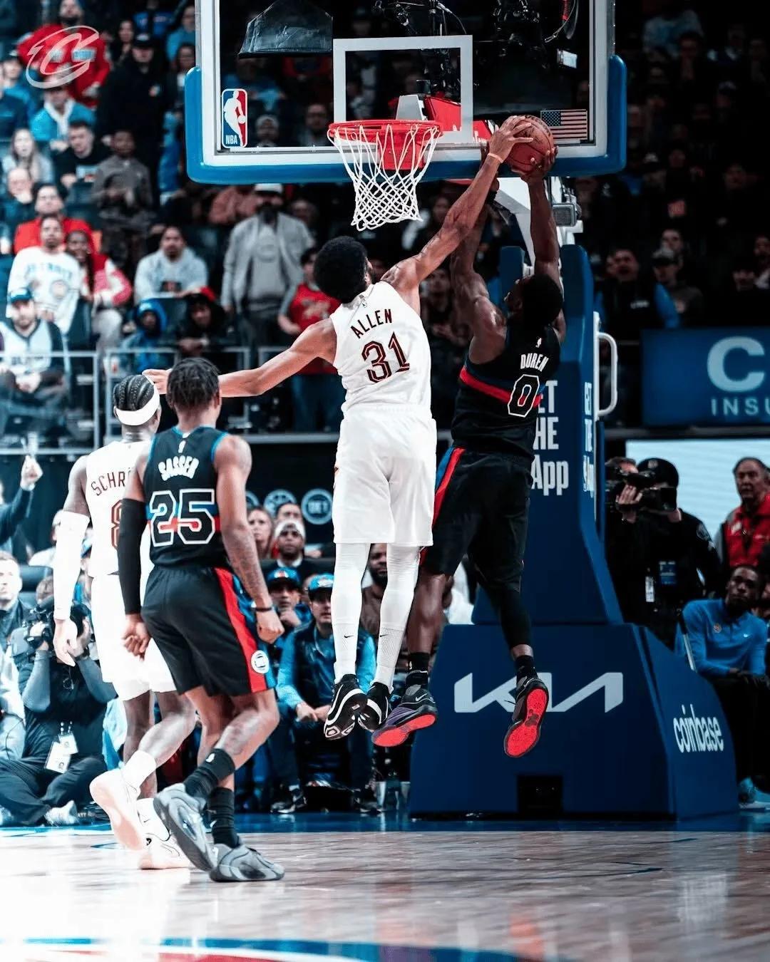 昨天骑士和活塞的比赛最后两分钟报告出来了，果然阿伦这球是个封盖，结果被吹了，只能