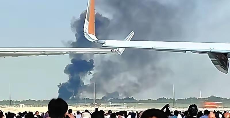 迪拜航展“光辉”坠毁，41年研发战机为何事故频发？当地时间11月21日，印度国