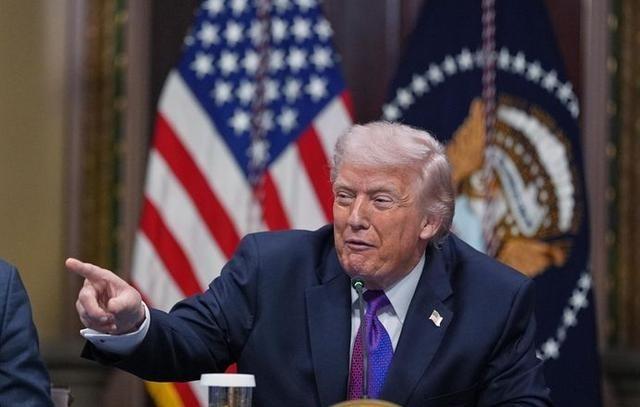 美国想通过空中打击，彻底摧毁伊朗导弹生产设施很难做到。伊朗将大量导弹及其生产设施