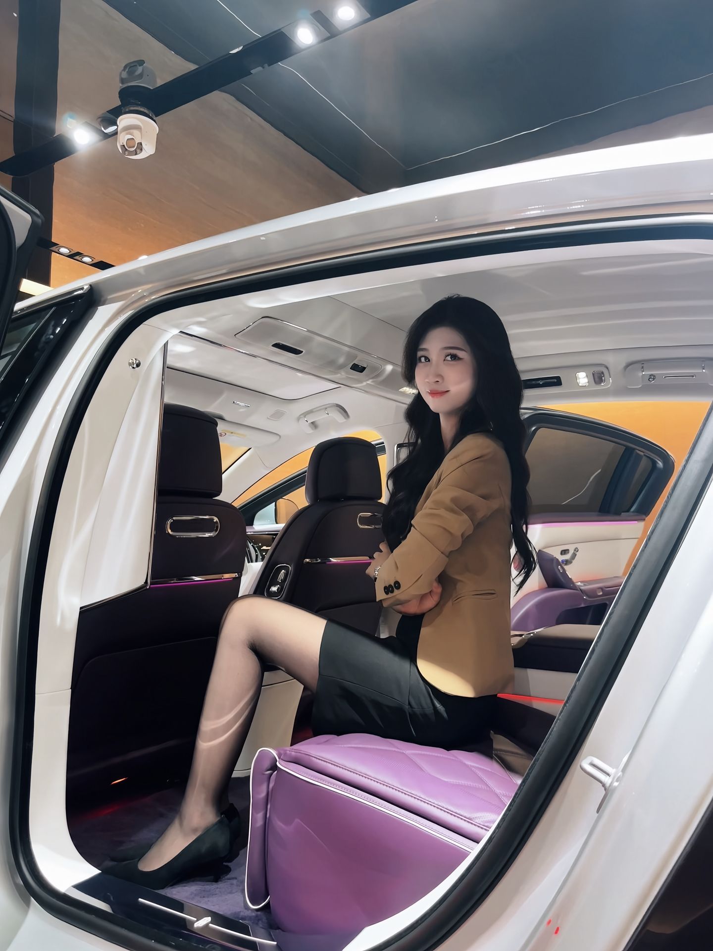 论后排的豪华[doge]​​​