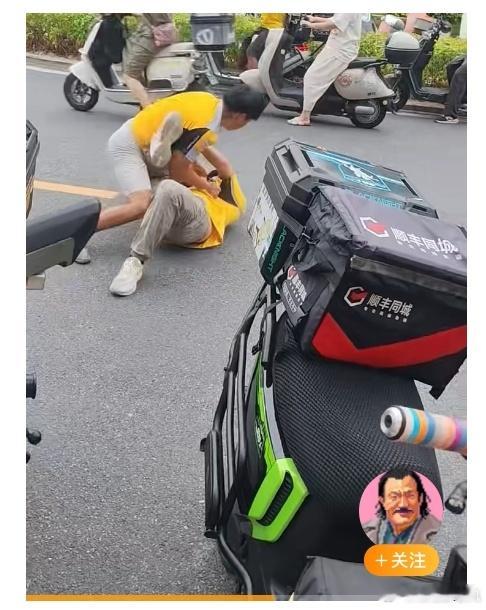 拳风可收可放，挥一挥双手去挡。。