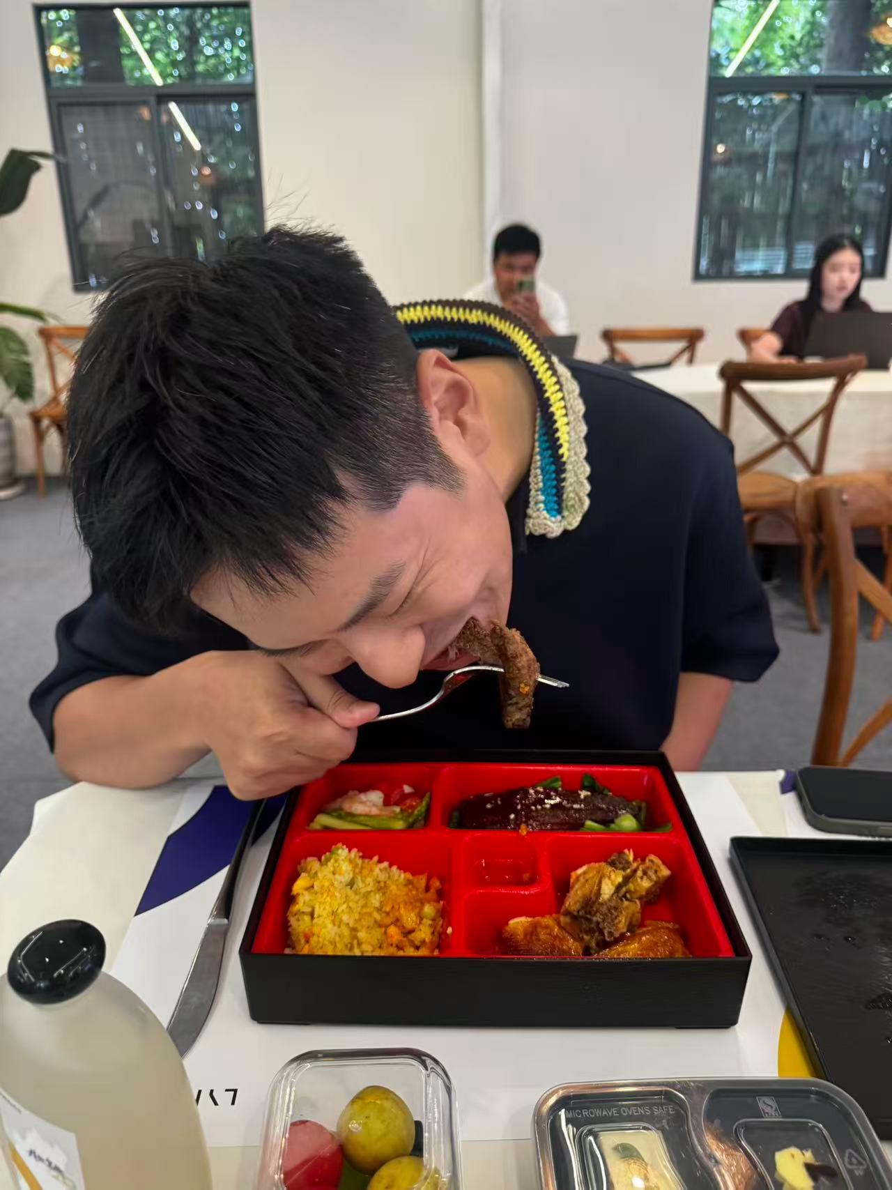 真实的午餐和虚假的午餐​​​