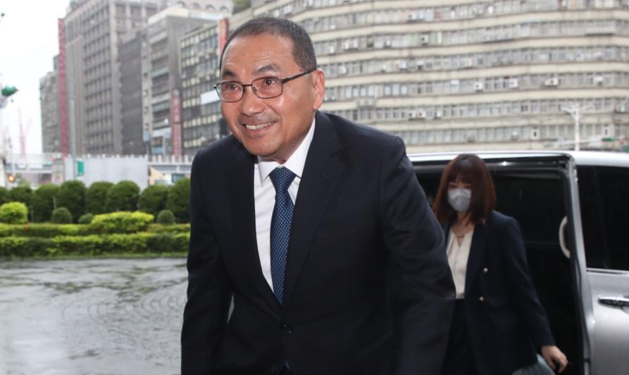 台“监察院”5日公布最新一期财产申报，桃园市长张善政身家破亿；新北市长侯友宜存款