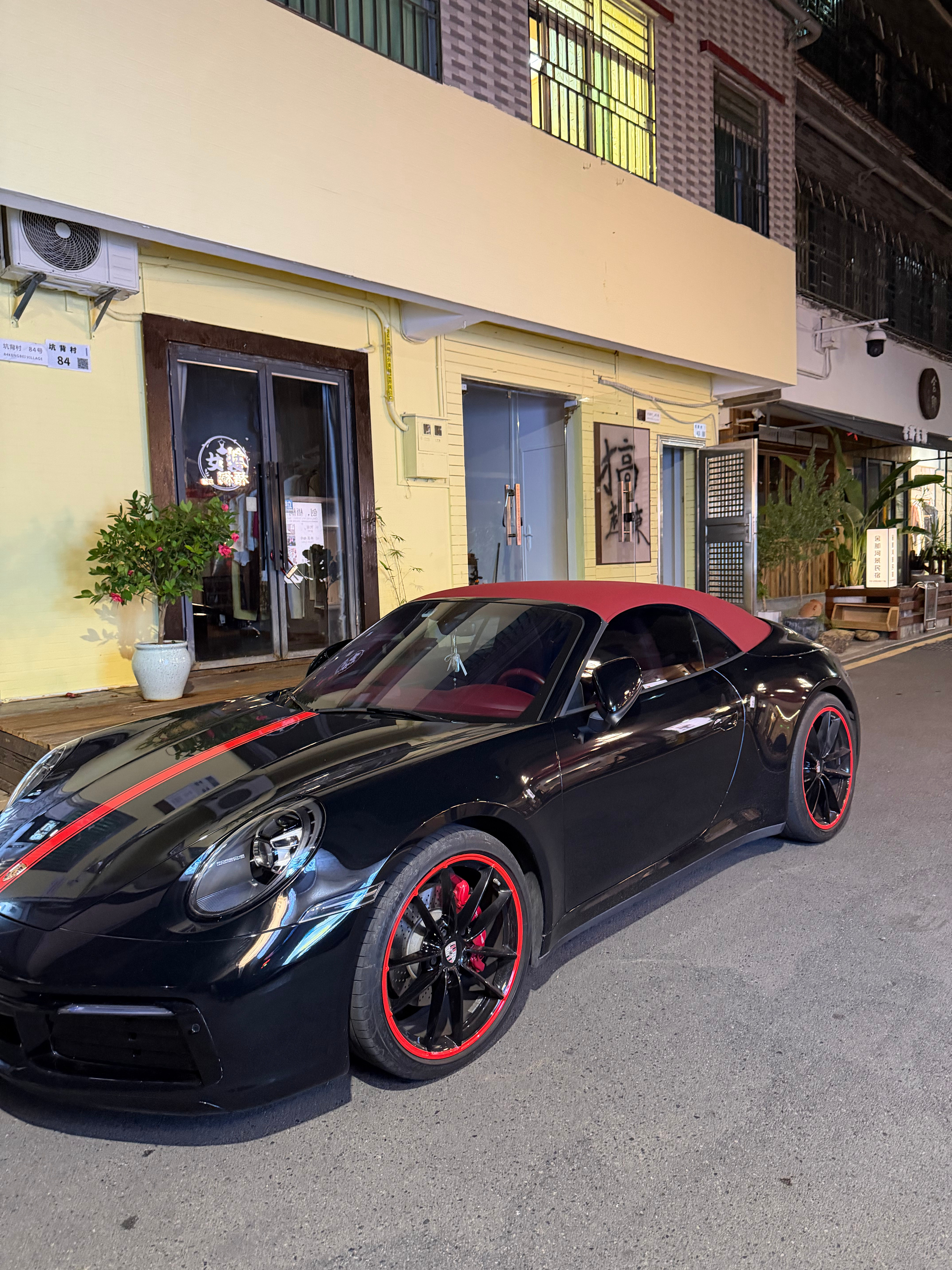 帅啊，一个邻居小姐姐开的，虽然之前看过的科普，但我对911系列依然一脸懵逼，各种