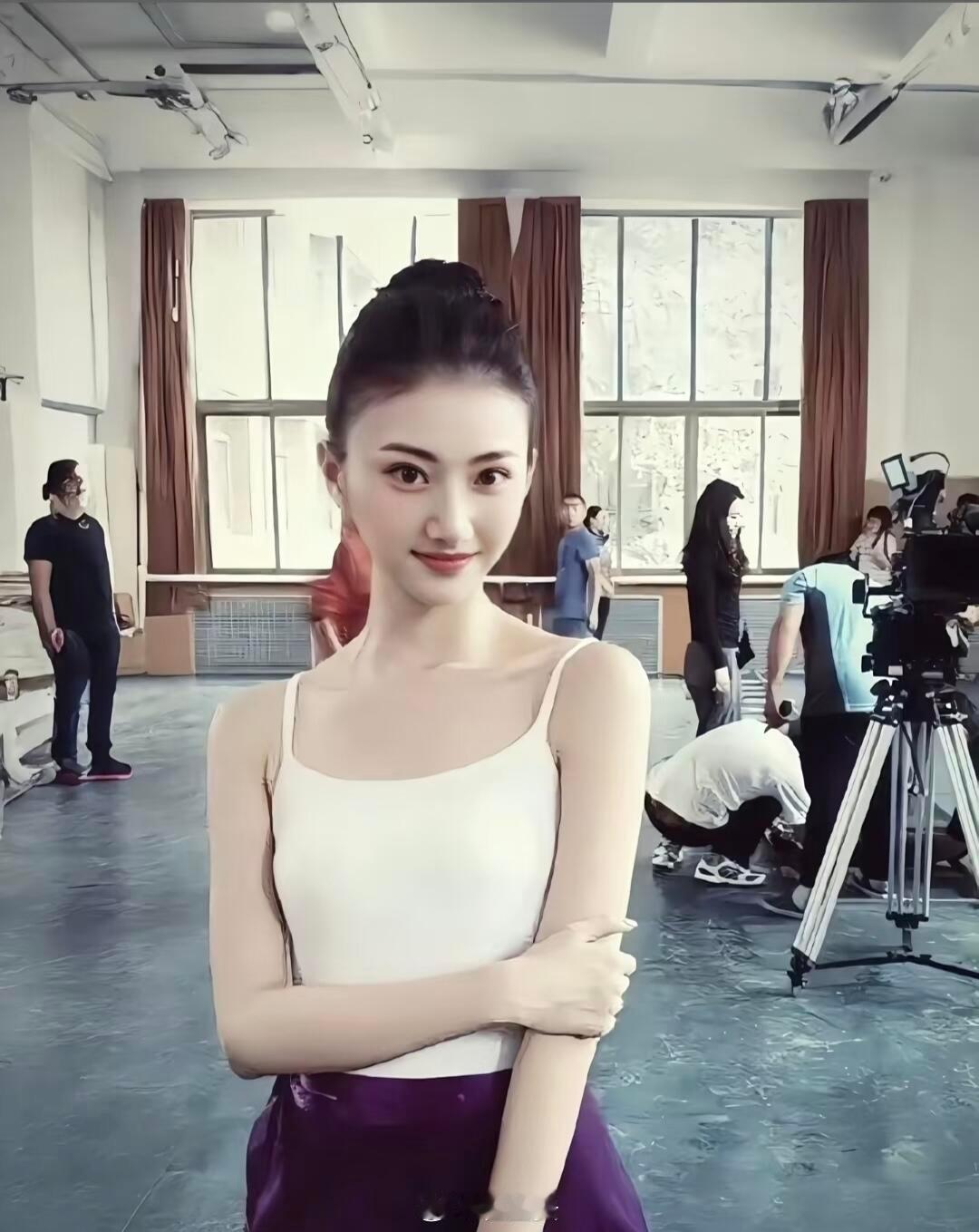 景甜早期这张脸真的唯一能称得上人间富贵花的女明星了​​​