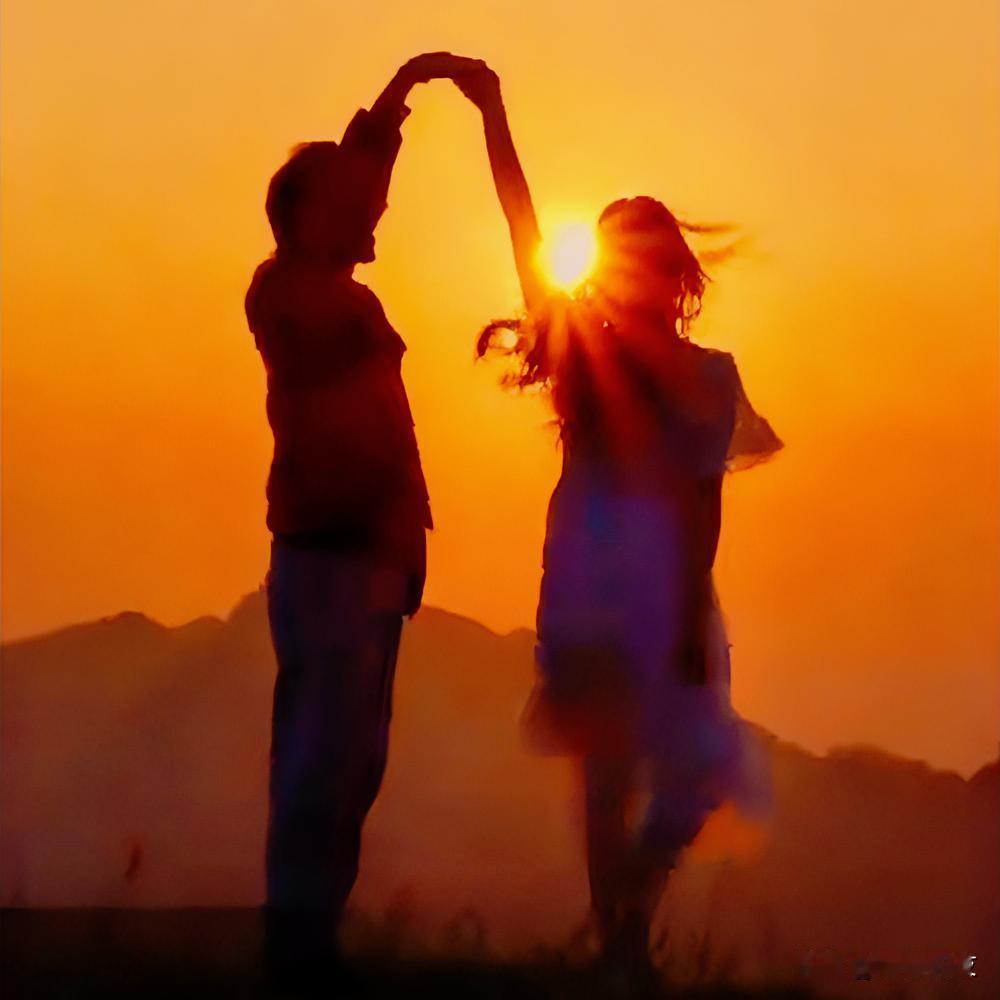 年轻人不生孩子到底动了谁的奶酪？用避孕套的增税，来撬动整个生育大山。N年前计