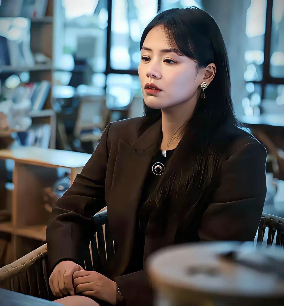 《人之初》的导演为什么要请马思纯当女主呢？原因很简单，马思纯用颜值和演技，把《人