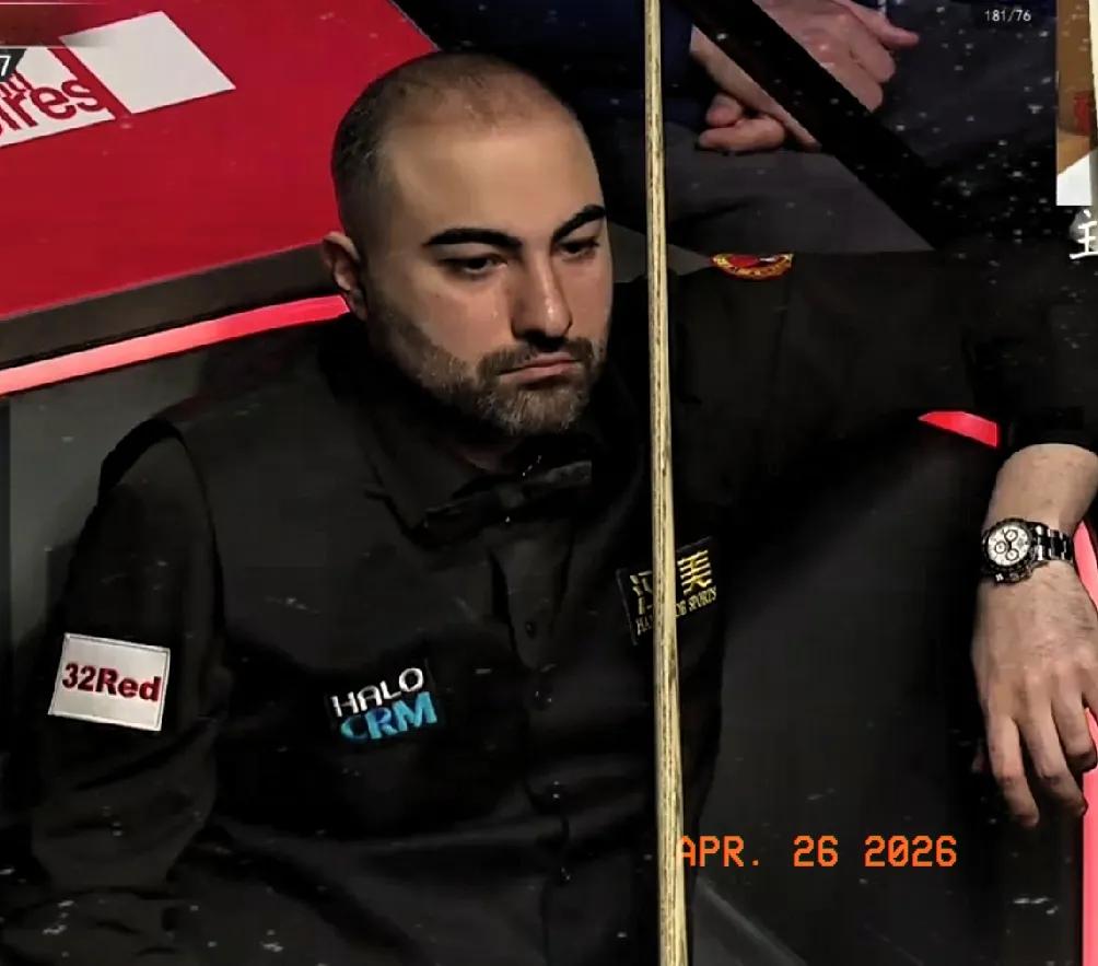 特鲁姆普真不愧是“王牌君”，世界第一绝非浪得虚名。面对瓦菲反击势头，心不乱，手