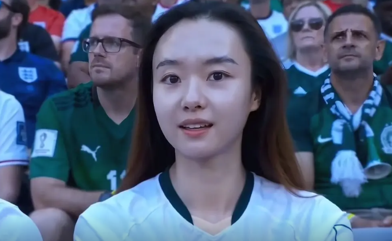 #美加墨世界杯#女球迷，这也太好看了吧，美丽的小姐姐
