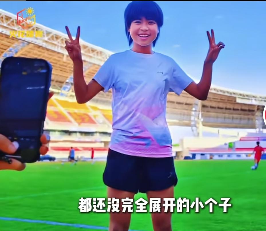 400米的未来之星李福临是下一个陈妤颉吗？大概率不是，有可能是下一个刘英兰。原