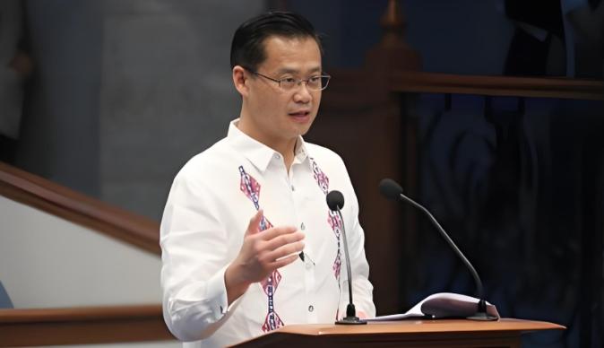 加查利安终于硬气一回！菲律宾新任参议长公正喊话：有本事就拿出核心证据。8月