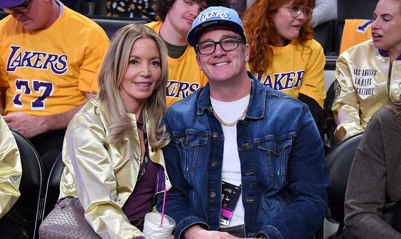 湖人更换管理层，球队也将迎来大变革！美媒报道：湖人老板希望本赛季湖人就能夺冠，所