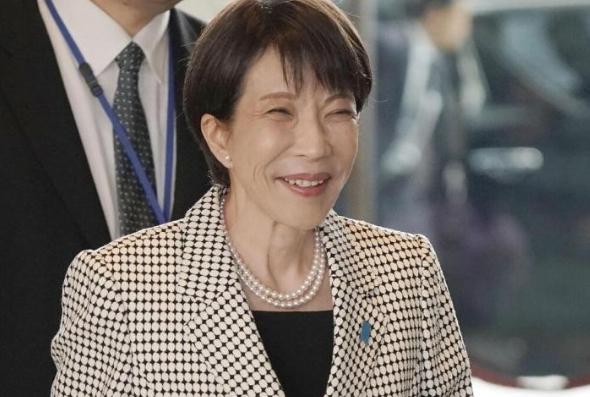 联合早报报道：中日关系紧张，春运第一周，中国境内往返日本旅客量同比下降约54%