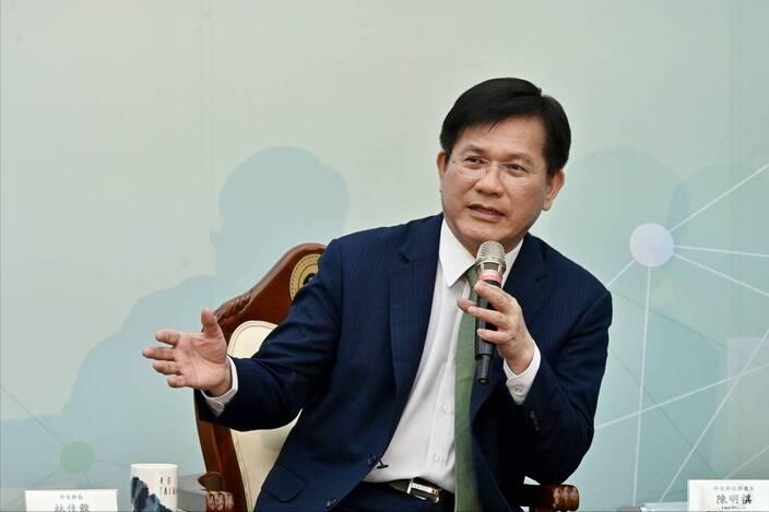 【林佳龙发出“台独”狂言：台湾和“第一岛链”国家“共管中共”】民进党当局外事负责