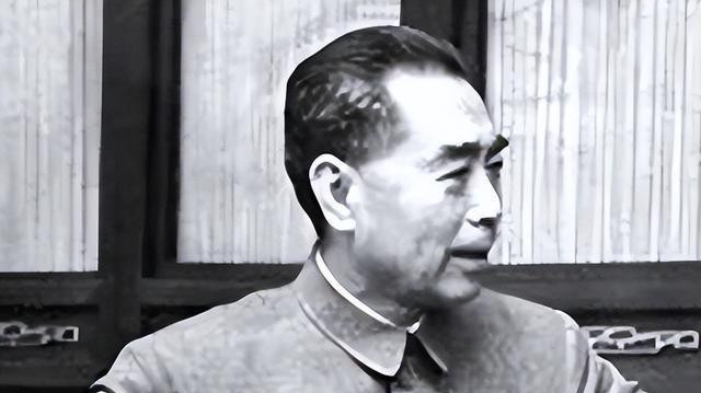 周总理评价蒋介石:较高明的战略家,跟他斗我不行,只有毛主席行