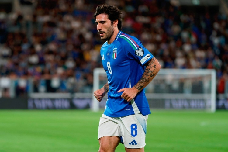 世界杯欧洲区预选赛，意大利2-0北爱尔兰晋级附加赛决赛，下一场将在客场面对由