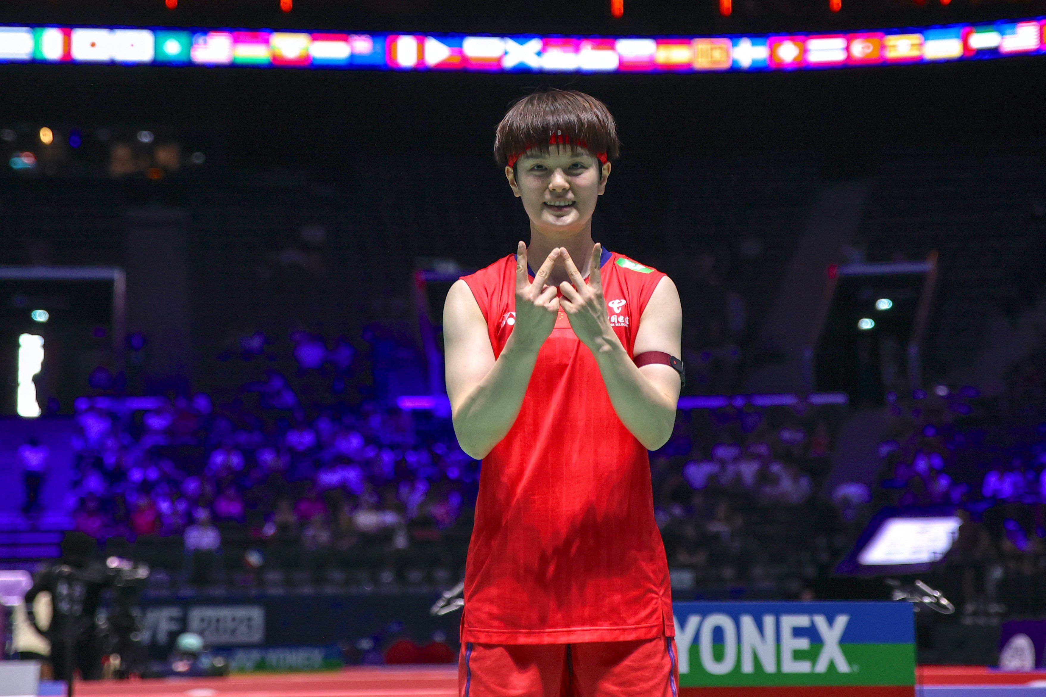 王祉怡🇨🇳21-13、8-21、21-16🇯🇵宫崎友花半决赛：王祉怡