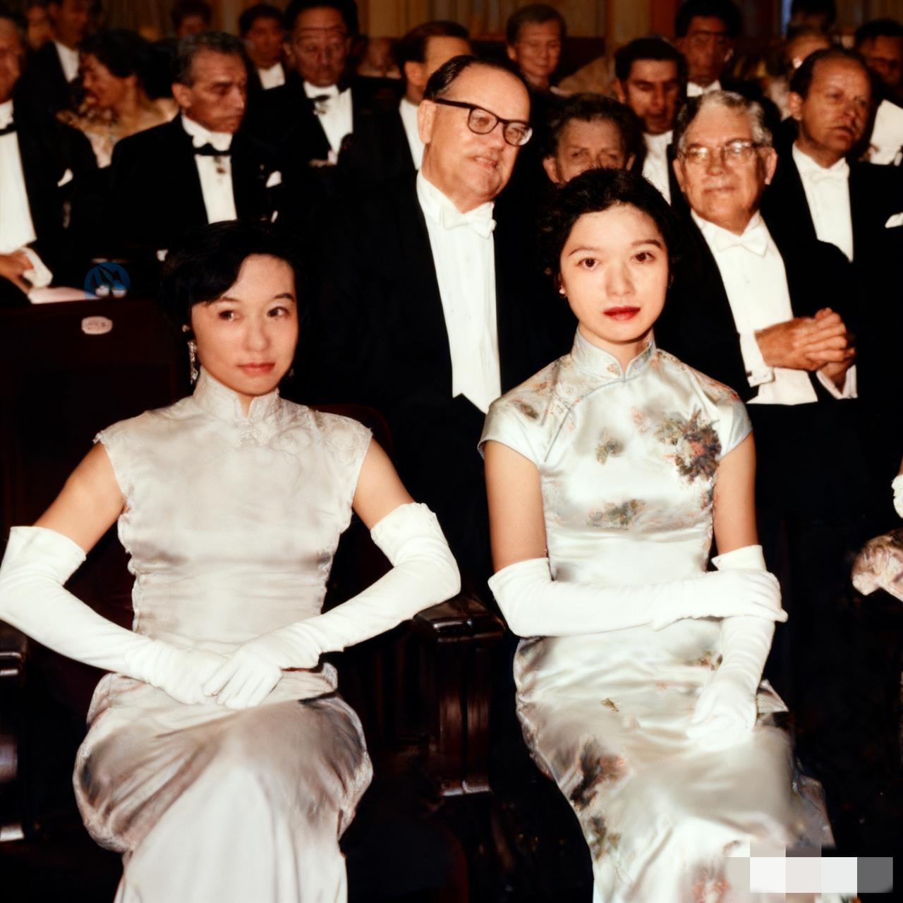 1957年，杨振宁妻子杜致礼、李政道妻子秦惠䇹参加诺奖颁奖仪式，一张罕见的合影，