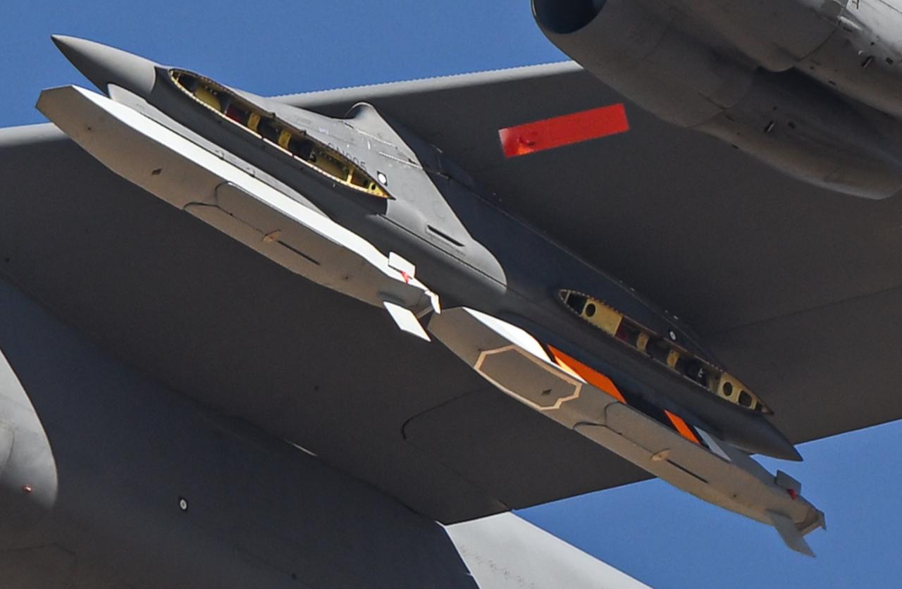 LRSO远程防区外核巡航导弹