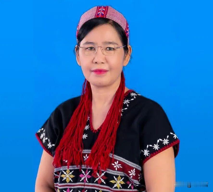 敏昂莱真是会安排呀，他自己当总统，然后让自己的心腹吴纽梭当第一副总统，再安排没有