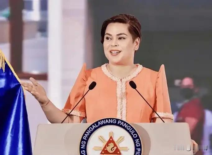 莎拉终于按捺不住了！公开宣布准备接任菲律宾总统！11月25日，菲律宾副总统莎