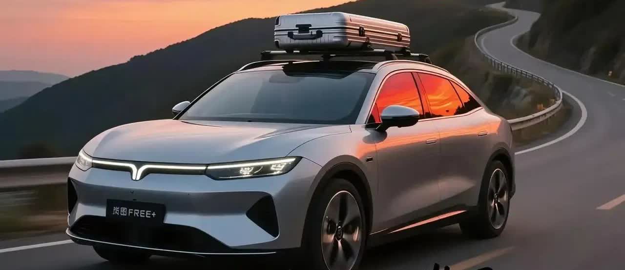 这就是赤裸裸的现实：电车1年电费——2250元！油车1年油费——