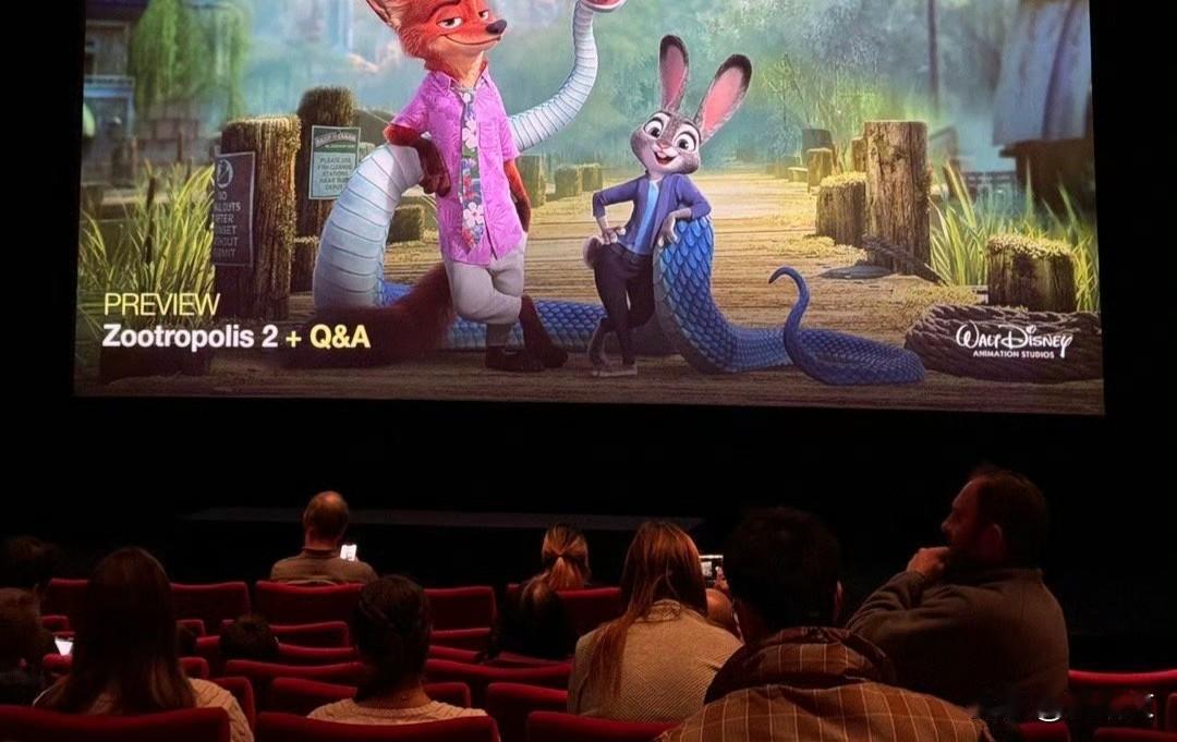 5天狂揽18亿！《疯狂动物城2》炸穿影视寒冬，凌晨场次都满座太疯了！谁能想