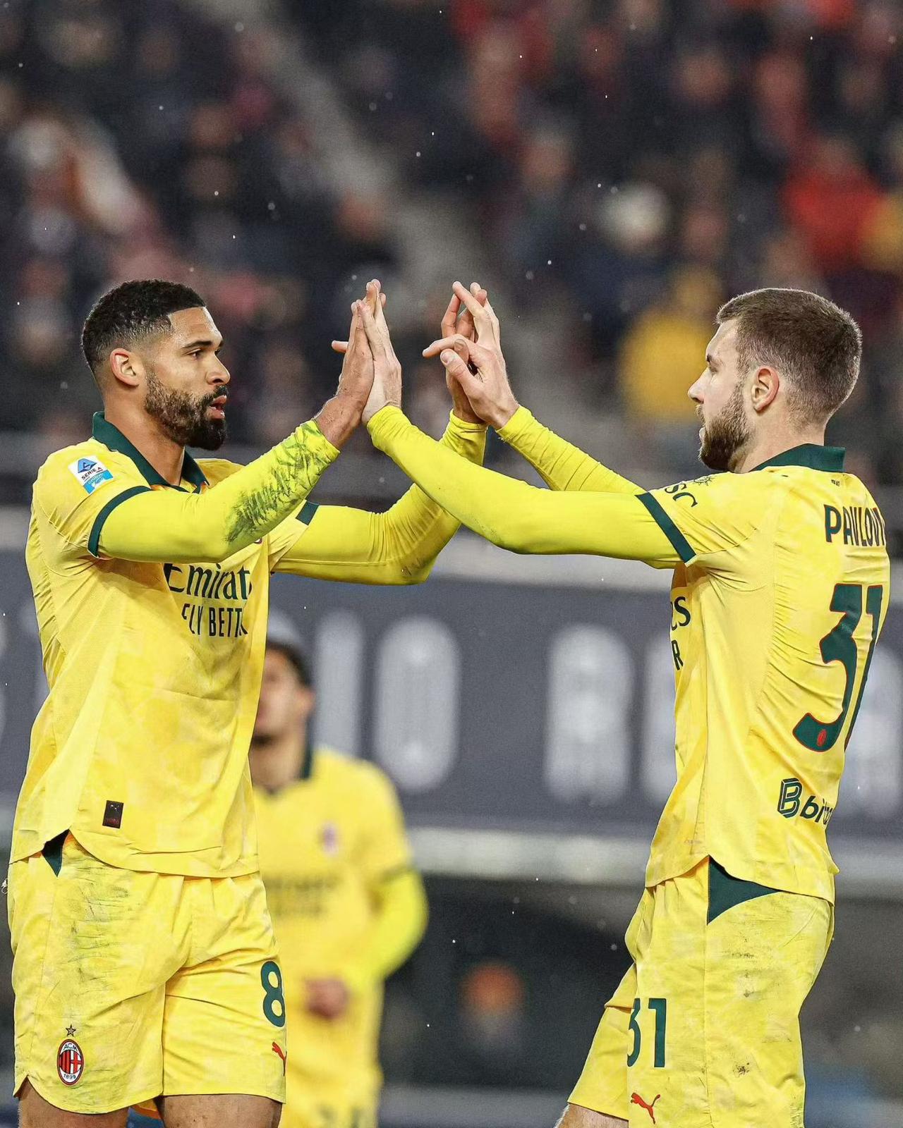 囧叔：国际米兰这赛季可能拿到90分以上！最近阿莱格里接受媒体采访时说：国际米兰