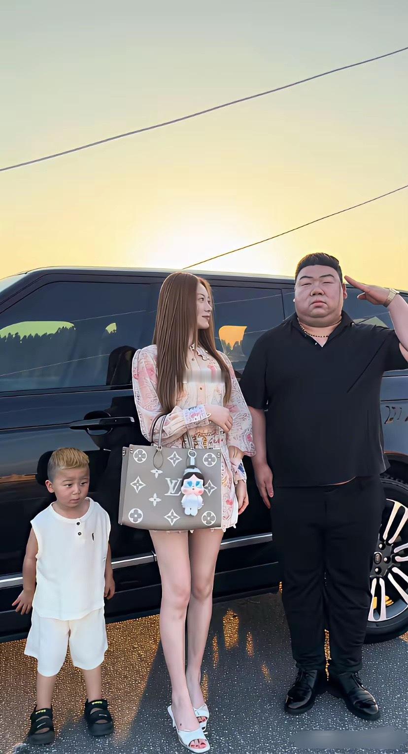 不要同情她，她嫁给了爱情