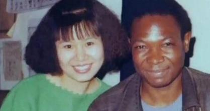 1996年，王丽红亲妈以死相逼，她爹更是一夜白头，都没能拦住这个清华才女远嫁非洲