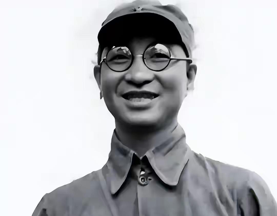陈赓要周希汉下基层锻炼，遭周拒绝，陈：我看你越来越不顺眼。那是1938年3月