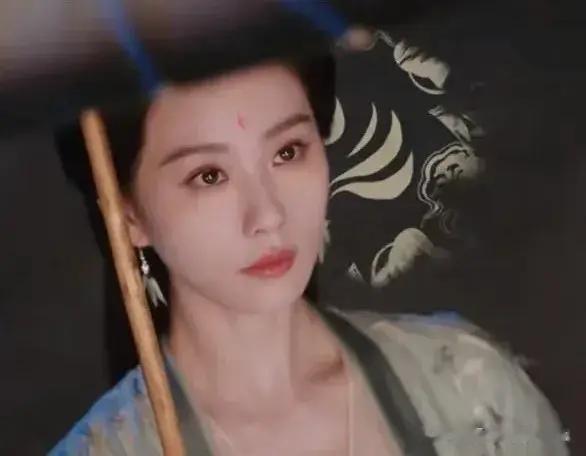 假山假景假脸,《淮水竹亭》播出六集打了多少流水线仙侠剧的脸?
