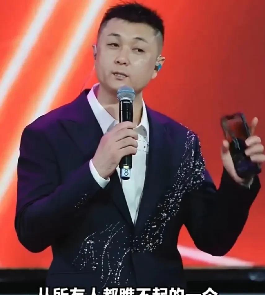 太原老葛正能量为粉丝举办活动，称我从草根网红起步，到一线娱乐直播头部主播，再转型